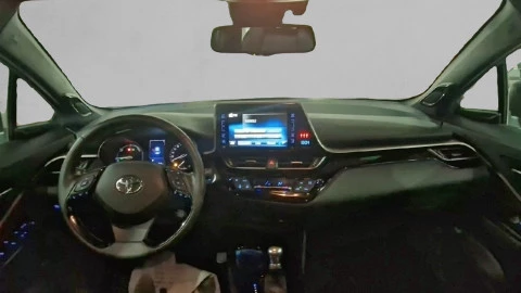 Toyota C-HR 1.8 125H Dynamic Plus