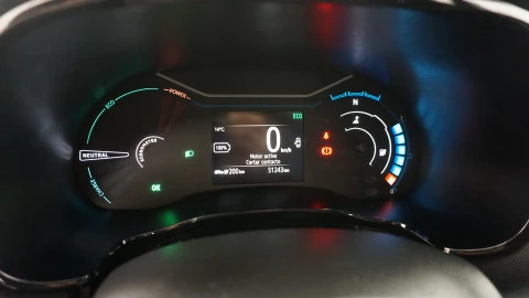 Dacia Spring Comfort Plus Electric 33kW (45CV)