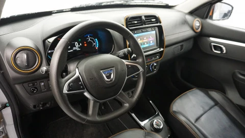 Dacia Spring Comfort Plus Electric 33kW (45CV)