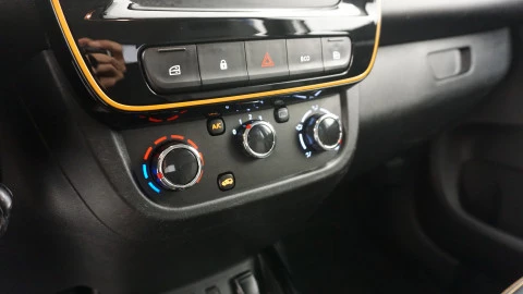 Dacia Spring Comfort Plus Electric 33kW (45CV)