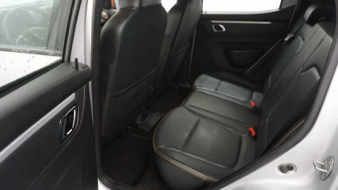 Dacia Spring Comfort Plus Electric 33kW (45CV)