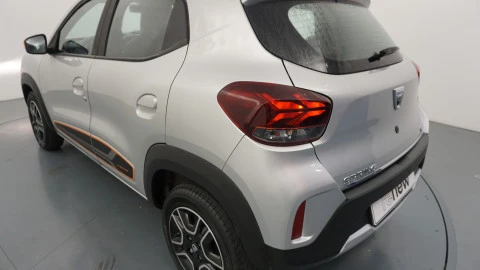 Dacia Spring Comfort Plus Electric 33kW (45CV)