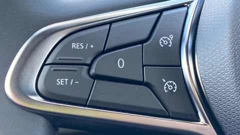 Renault Clio Techno full hybrid E-Tech 145 (103Kw)