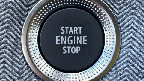 Renault Clio Techno full hybrid E-Tech 145 (103Kw)