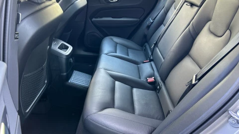 Volvo XC60 2.0 T6 AWD Recharge Plus Dark Auto