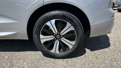 Volvo XC60 2.0 T6 AWD Recharge Plus Dark Auto