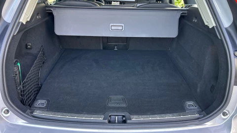 Volvo XC60 2.0 T6 AWD Recharge Plus Dark Auto
