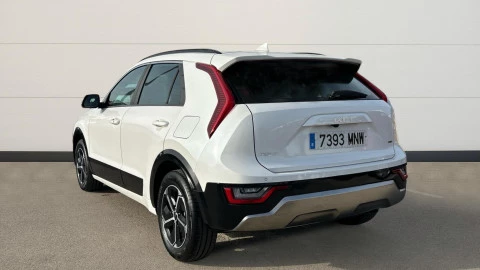 Kia Niro 1.6 GDi HEV 104kW (141CV) Drive Kia Niro 1.6 GDi HEV 104kW (141CV) Drive
