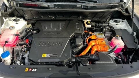 Kia Niro 1.6 GDi HEV 104kW (141CV) Drive Kia Niro 1.6 GDi HEV 104kW (141CV) Drive