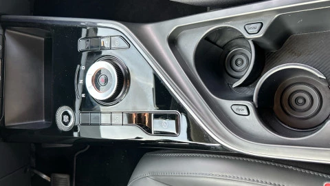 Kia Niro 1.6 GDi HEV 104kW (141CV) Drive Kia Niro 1.6 GDi HEV 104kW (141CV) Drive