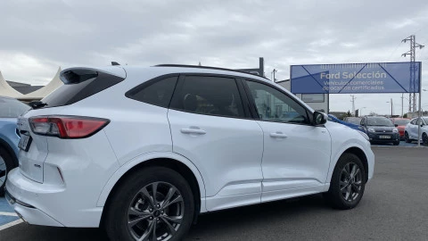 Ford Kuga ST-Line 2.5 Duratec PHEV 165kW Auto