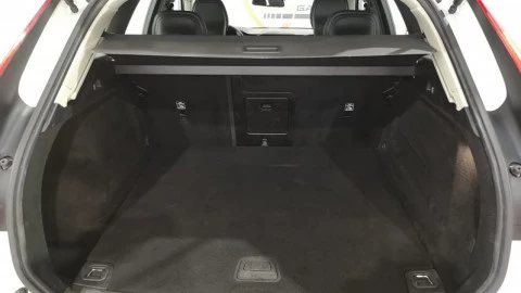 Volvo XC60 2.0 D4 Momentum Auto