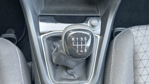 Volkswagen T-Cross Advance 1.0 TSI 81kW (110CV)