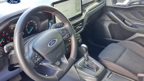 Ford Focus 1.0 Ecoboost MHEV 114kW ST-Line Auto