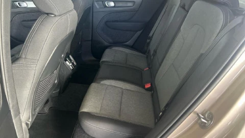 Volvo XC40 2.0 B3 G Core Auto