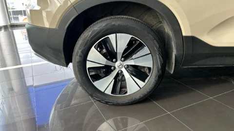 Volvo XC40 2.0 B3 G Core Auto