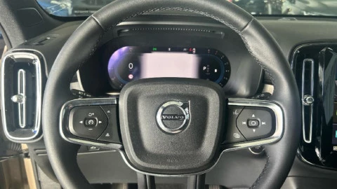 Volvo XC40 2.0 B3 G Core Auto