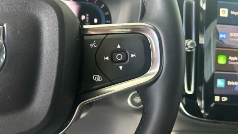 Volvo XC40 2.0 B3 G Core Auto