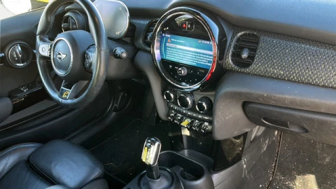 MINI COOPER SE