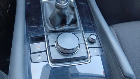 Mazda3 2.0 e-SKYACTIV-G EVOLUTION