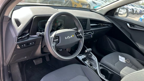 Kia Niro 1.6 GDi HEV 104kW (141CV) Concept