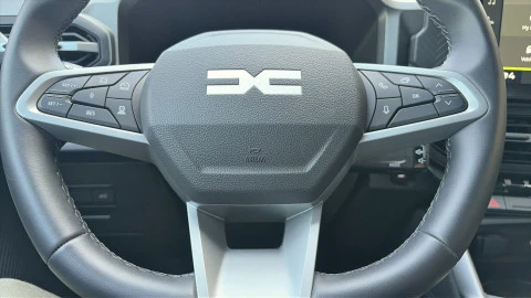 Dacia Bigster  Hybrid Journey 4x2 115KW