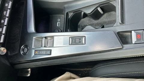 Peugeot 308 5P GT Hybrid 225 eEAT8