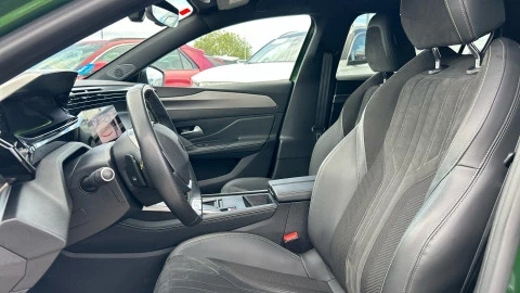 Peugeot 308 5P GT Hybrid 225 eEAT8