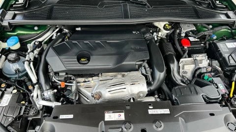 Peugeot 308 5P GT Hybrid 225 eEAT8