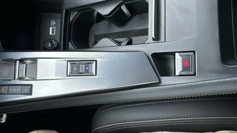 Peugeot 308 5P GT Hybrid 225 eEAT8
