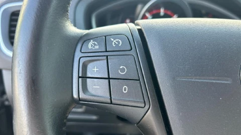 Volvo V40 2.0 D2 Kinetic Auto