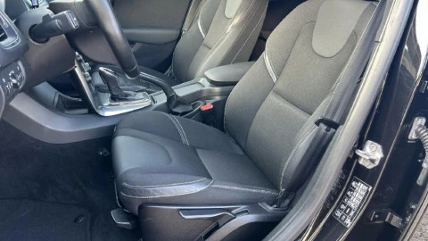 Volvo V40 2.0 D2 Kinetic Auto