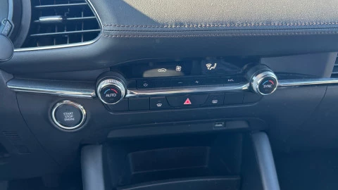 Mazda3 2.0 e-SKYACTIV-X ZENITH