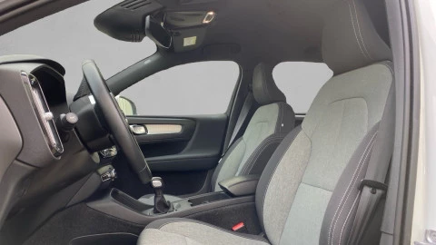 Volvo XC40 1.5 T3 Momentum Pro