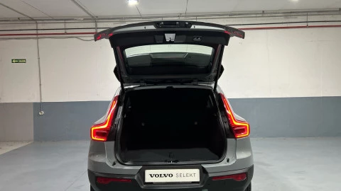 Volvo XC40 2.0 B3 G Core Auto