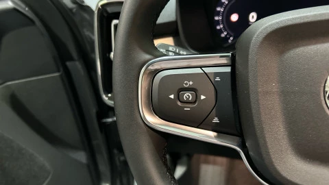 Volvo XC40 2.0 B3 G Core Auto