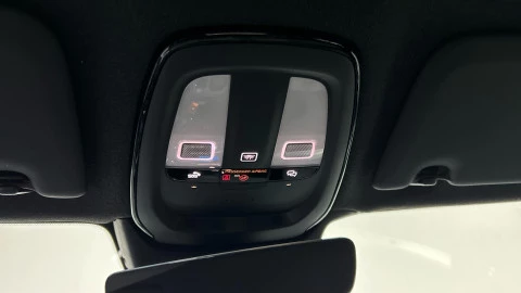 Volvo XC40 2.0 B3 G Core Auto