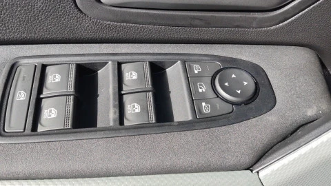 Dacia Duster Extreme TCE 96kW 48v (130CV) 4X2