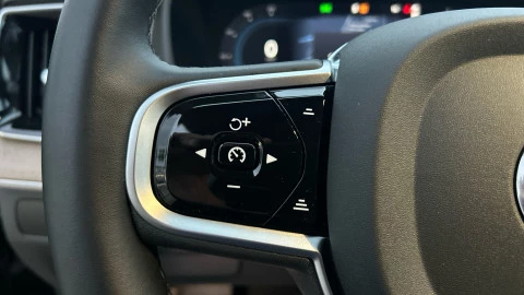 Volvo XC90 2.0 B5 Gasolina AWD Plus Bright Auto