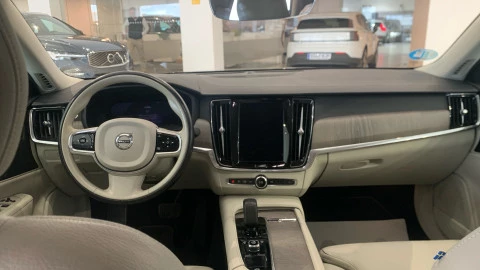 Volvo S90 2.0 B5 D AWD Plus Dark Auto