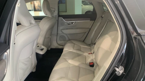 Volvo S90 2.0 B5 D AWD Plus Dark Auto