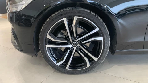 Volvo S90 2.0 B5 D AWD Plus Dark Auto