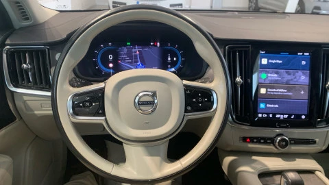 Volvo S90 2.0 B5 D AWD Plus Dark Auto