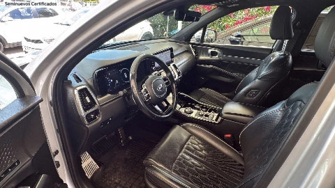 Kia Sorento 1.6 T-GDi HEV Emotion 4x2 7pl (P.Luxury)