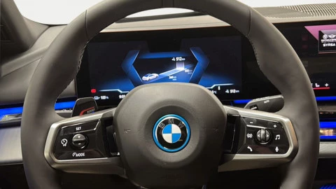 BMW i5 eDrive40