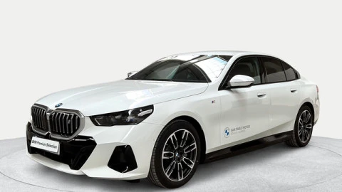 BMW i5 eDrive40