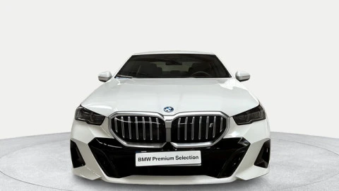 BMW i5 eDrive40