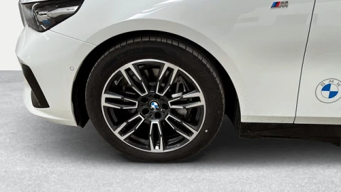 BMW i5 eDrive40