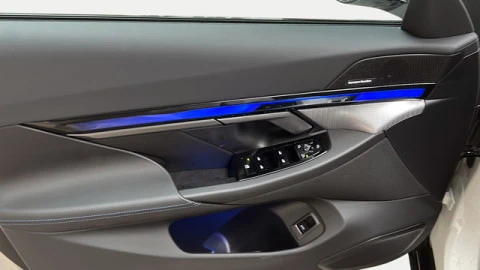 BMW i5 eDrive40