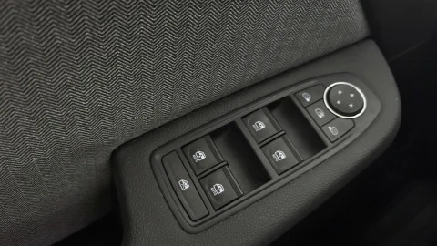 Renault Clio techno Eco-G 100cv (74kW)